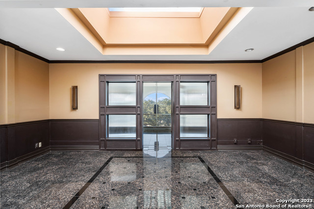 8100 Broadway Property Photo 10