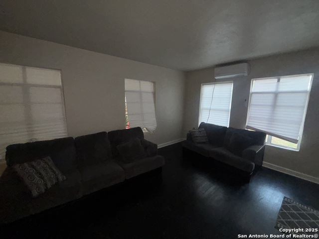123 Kathy Property Photo 5