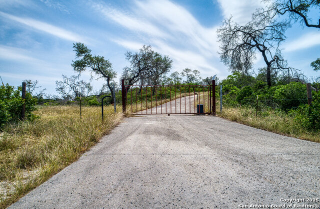 3044 County Road 2615 Property Photo 1