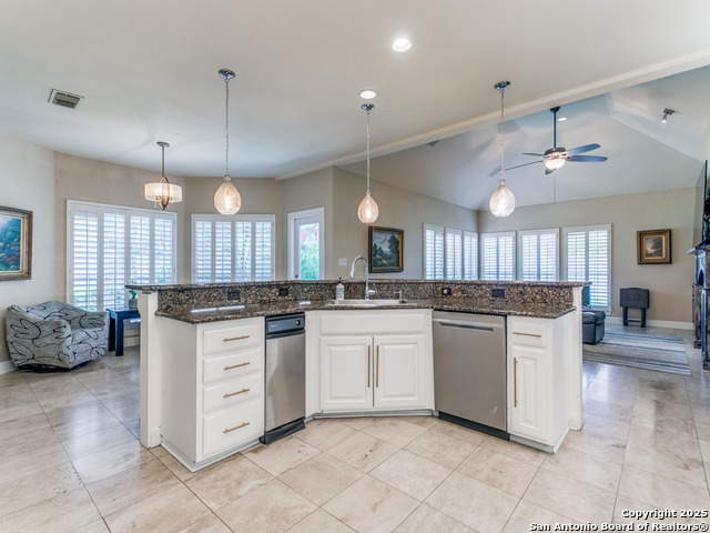 107 Post Oak Way Property Photo 10