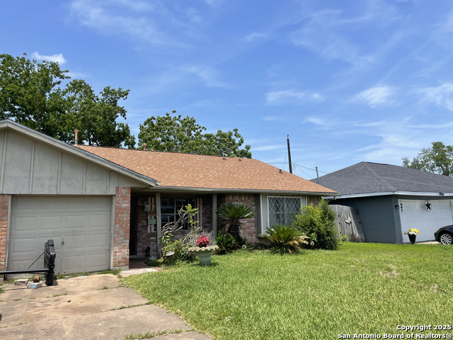 5415 Fairgreen Property Photo 1