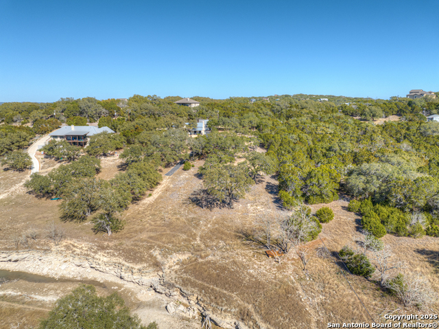 995 Five Oaks Property Photo 19