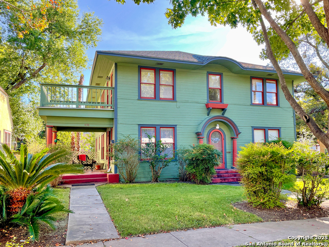 436 W Gramercy Pl Property Photo 1