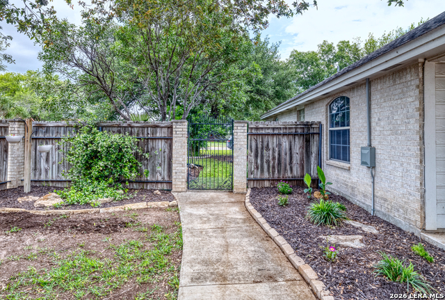 633 Sunrise Ave Property Photo 45