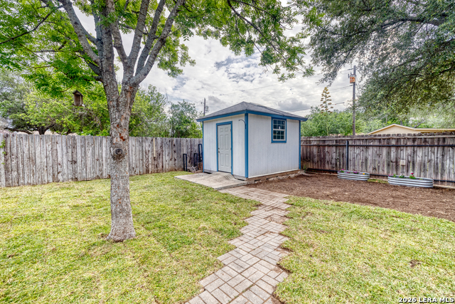 633 Sunrise Ave Property Photo 48