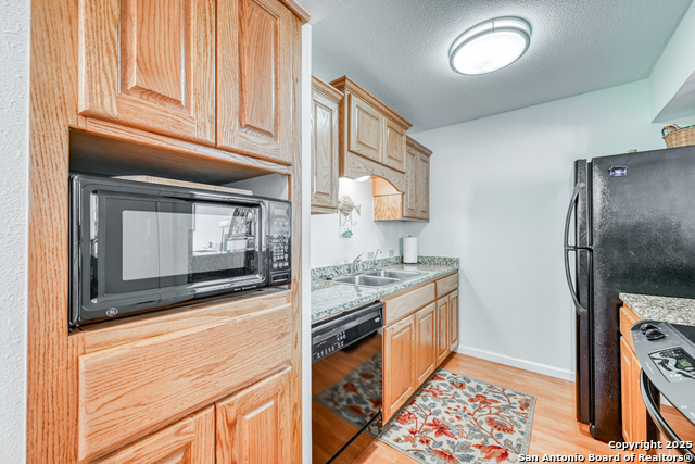 806 Highcrest #19 Property Photo 32