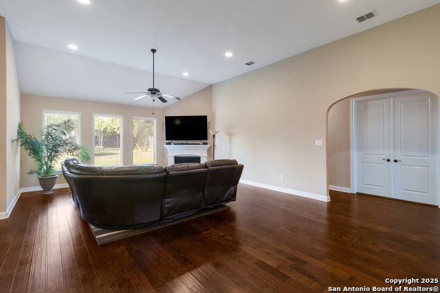 364 Stone Trail Property Photo 20