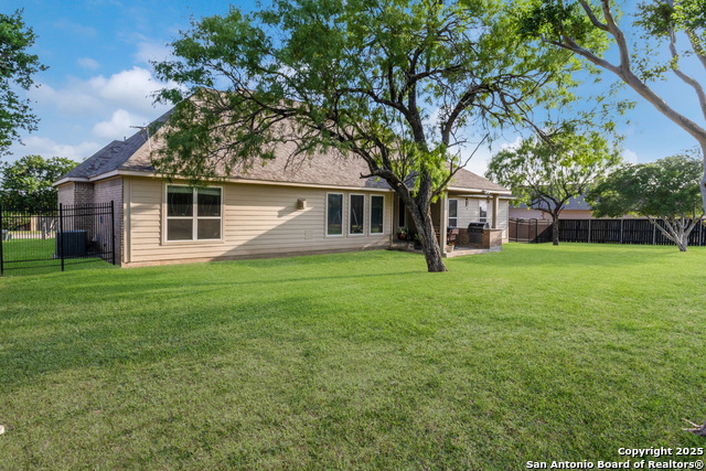 364 Stone Trail Property Photo 29