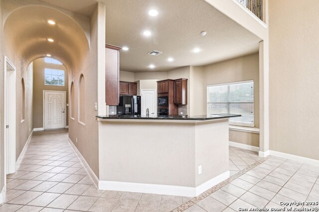 5514 Waldon Walk Property Photo 8