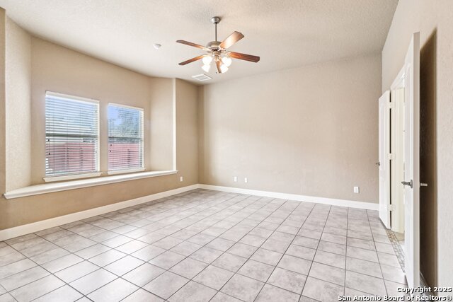 5514 Waldon Walk Property Photo 23