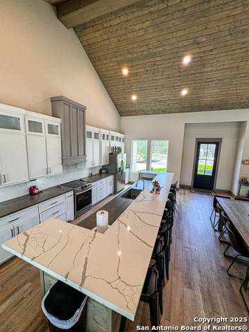 34 Lazy Day Property Photo 8