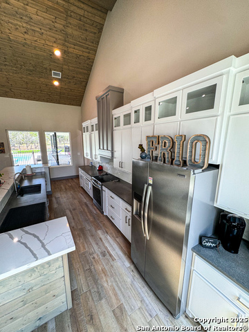 34 Lazy Day Property Photo 9