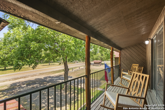 6641 Rr 1120 Property Photo 9