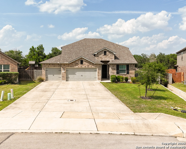 117 Ayshire Property Photo 1