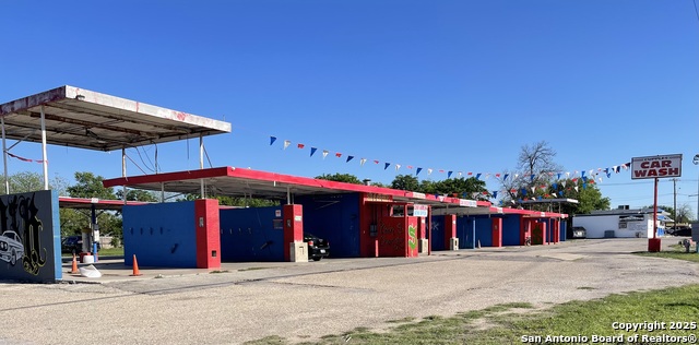 1018 Cupples Property Photo 2