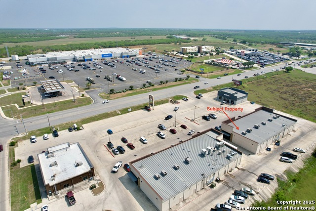 2128 W Oaklawn Property Photo 4