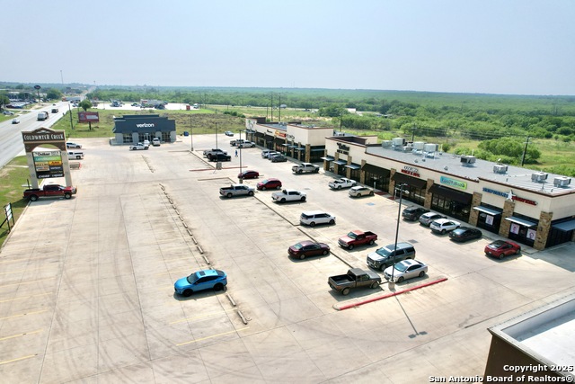 2128 W Oaklawn Property Photo 6