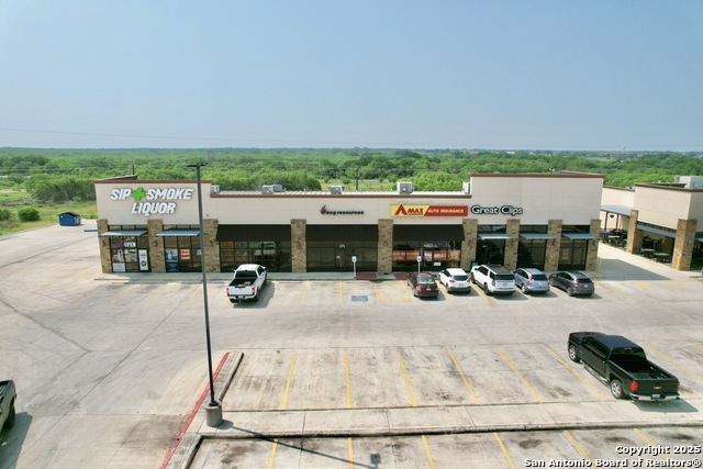 2128 W Oaklawn Property Photo 7