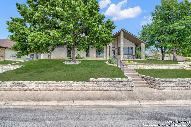1804 Athens Ave Property Photo 1