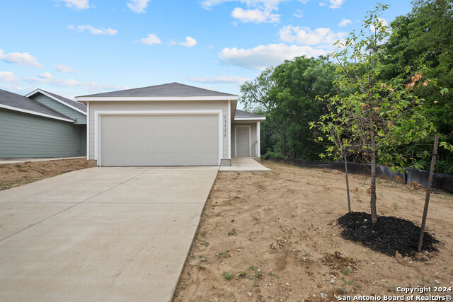 13522 Verplank Bend Property Photo 1