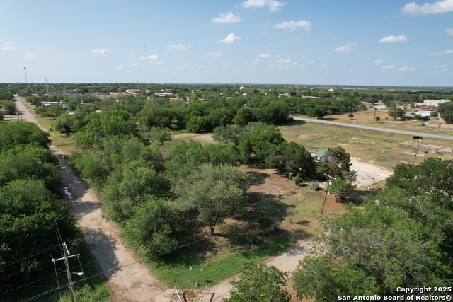 613 Maple Property Photo 10