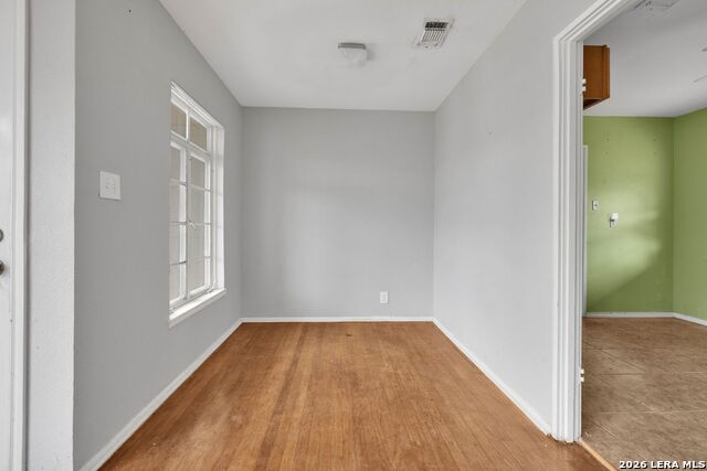 427 Olney Property Photo 7