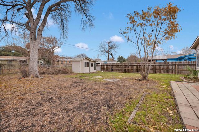 427 Olney Property Photo 22