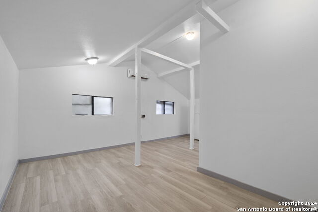 302 E Cevallos Property Photo 1