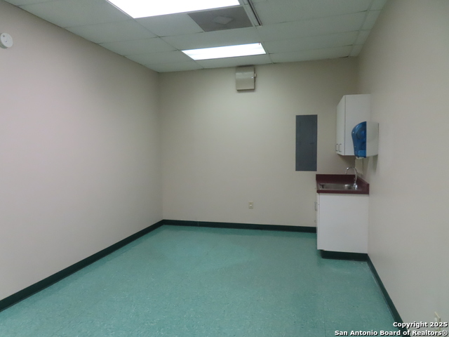 2614 W Commerce Property Photo 14