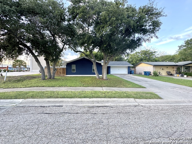 101 Ghent Pl Property Photo 1