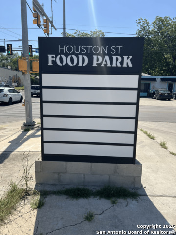 2803 E Houston Property Photo 2