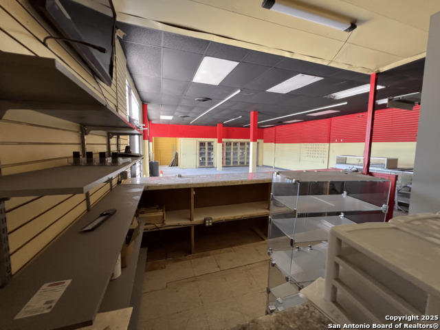 2803 E Houston Property Photo 11