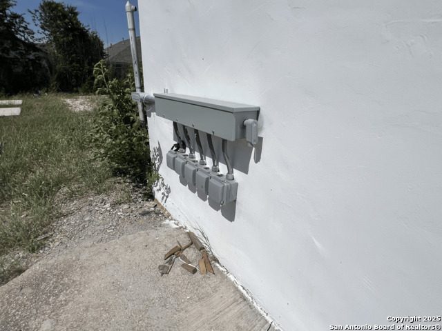 2803 E Houston Property Photo 15