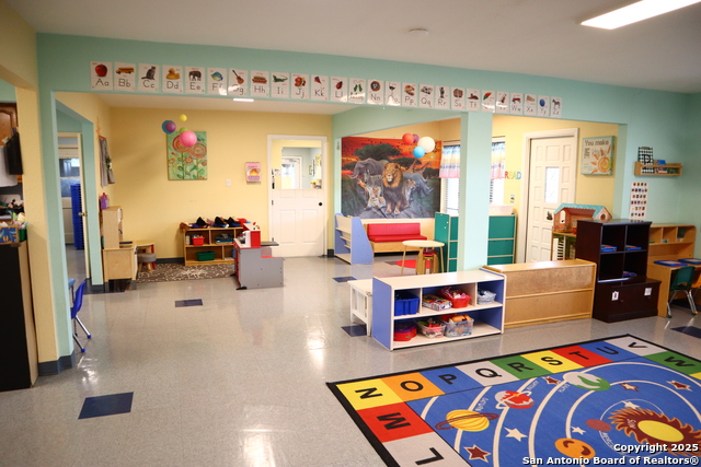 310 Pfeil Property Photo 12