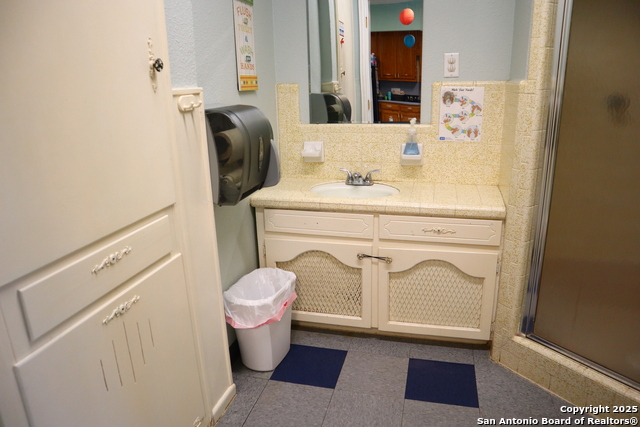 310 Pfeil Property Photo 14