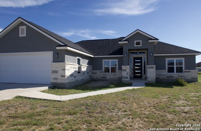 113 Pine Valley Dr Property Photo 1