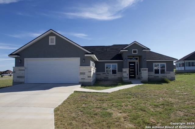 113 Pine Valley Dr Property Photo 2