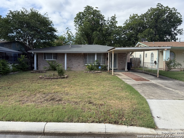 254 W Greenway Ave Property Photo 1