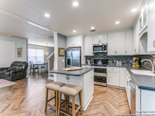 1529 Rainy Brook Property Photo 1