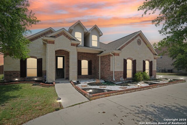 7027 Laura Hts Property Photo 1