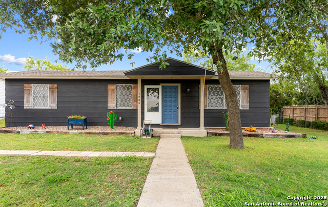 1204 Fannin St Property Photo 1