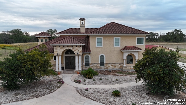 113 Abrego Mount Property Photo 1