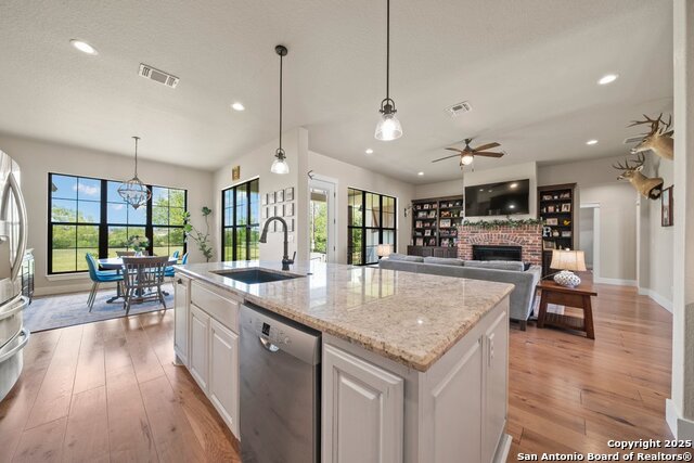 1212 Engler Dairy Property Photo 9
