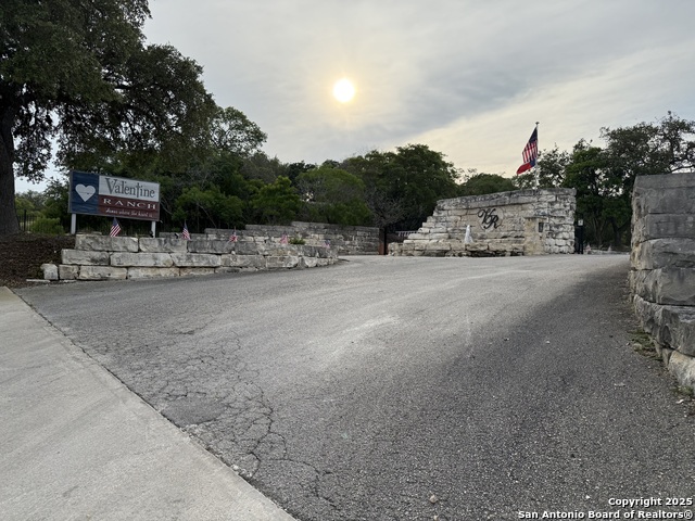 433 Pr 1706 Property Photo 1