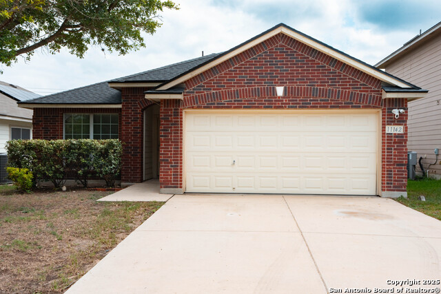11142 Bold Forbes Property Photo 1