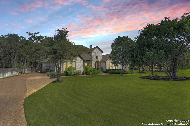 948 Woodland Oaks Property Photo 2