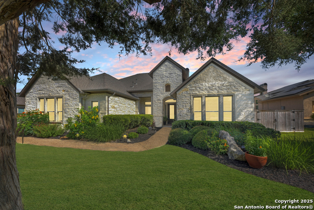948 Woodland Oaks Property Photo 4