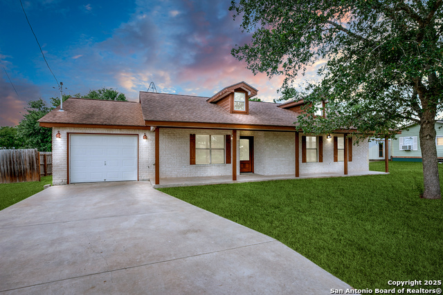 101 Sylvester Property Photo 1