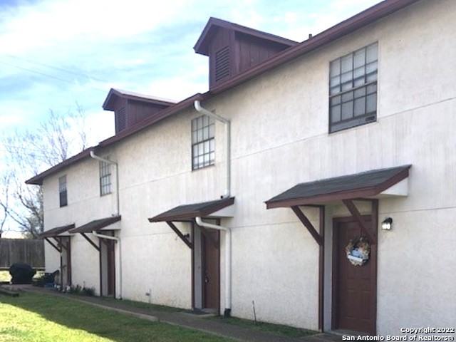 550 Dukeway Property Photo 1