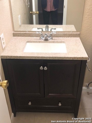 550 Dukeway Property Photo 12